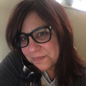 Meet your Posher, Lori